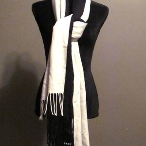 DKNY Black/White Oversize Layered Scarf